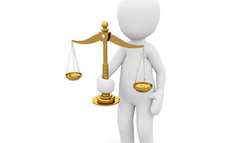 علاقة الأنثروبولوجيا مع القانون الحديث